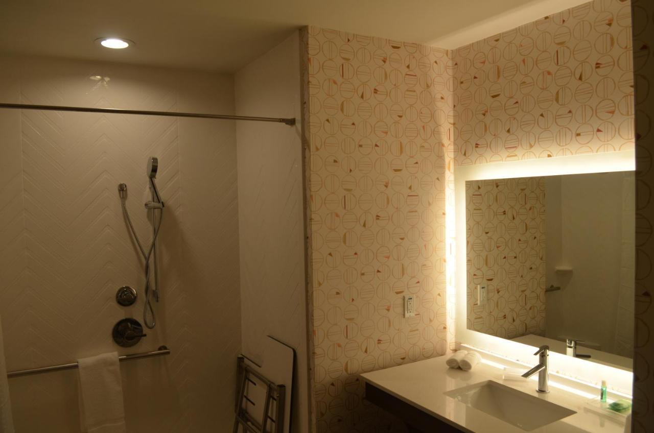 Holiday Inn - Nw Houston Beltway 8 By Ihg Luaran gambar